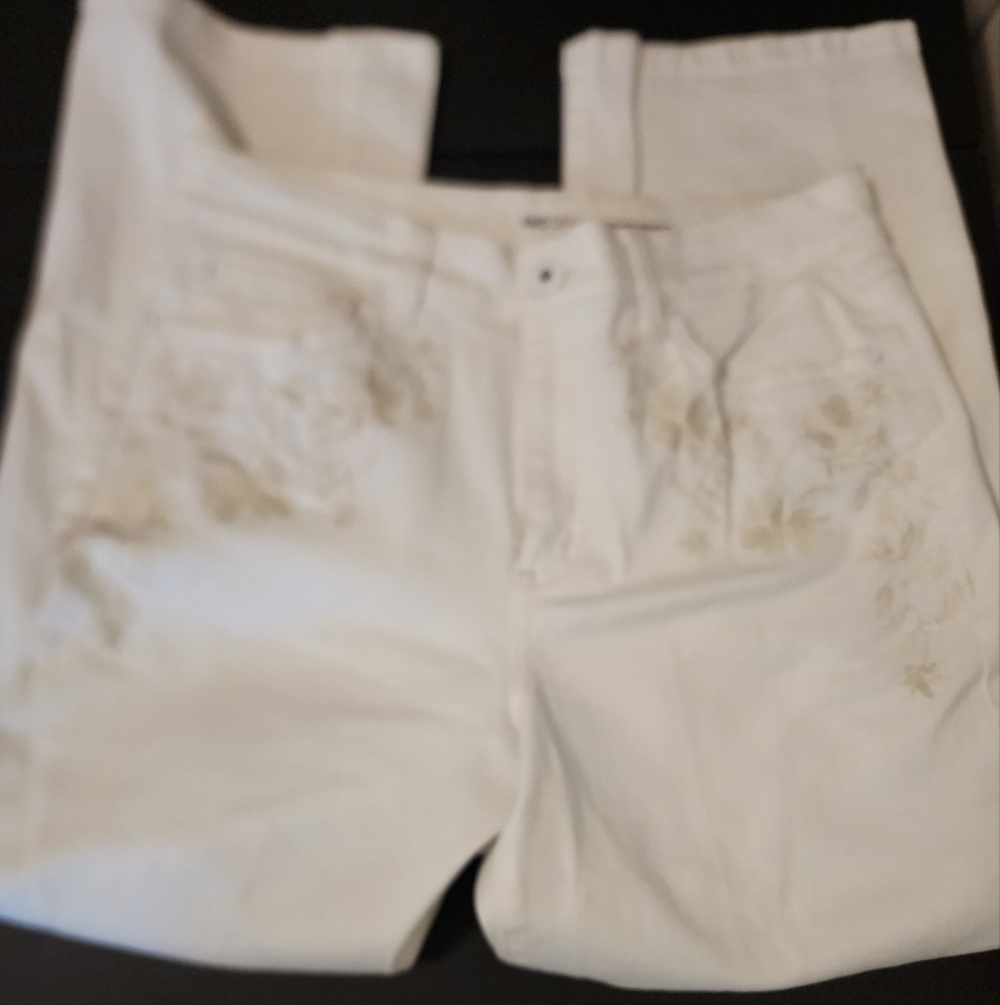 Preowned Inc Denim size 10 white embroidered‎ jeans